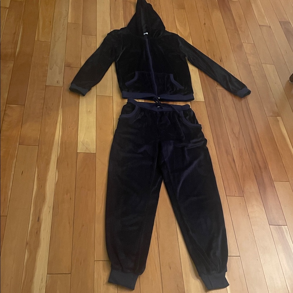 Navy Velour Hoodie & Jogger Set - Women